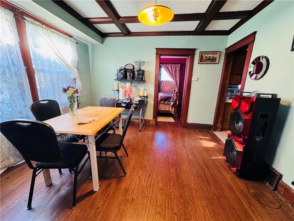 318 Barat Avenue — photo 3