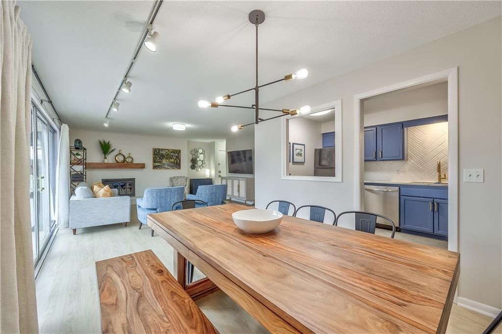 8718 METCALF Avenue — photo 14