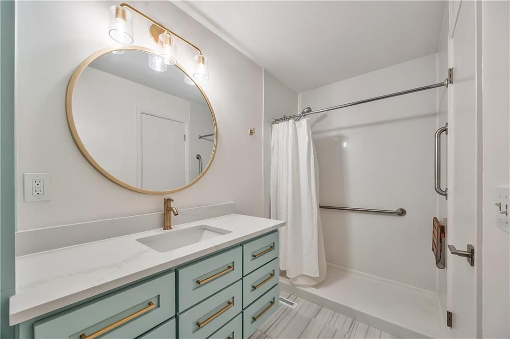 8718 METCALF Avenue — photo 23