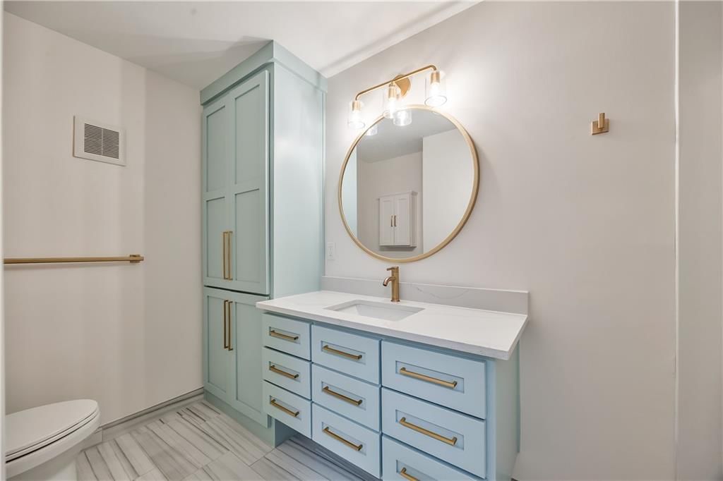 8718 METCALF Avenue — photo 24