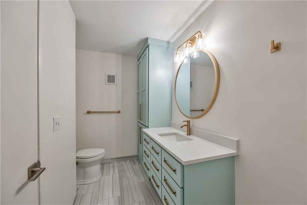 8718 METCALF Avenue — photo 25