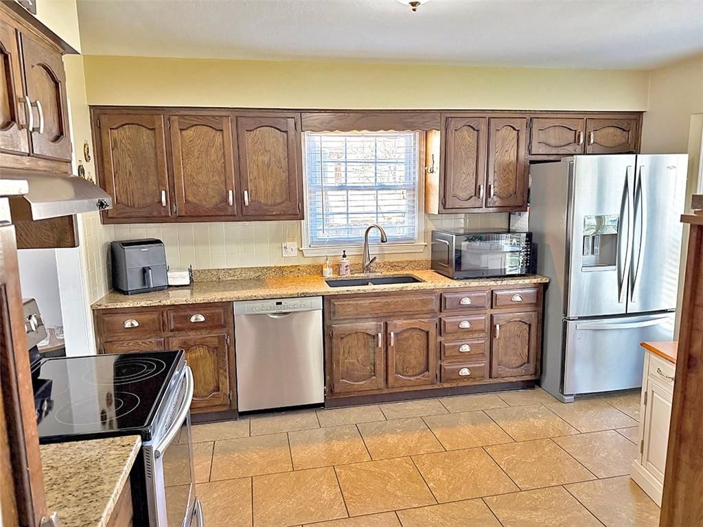 1608 SW 21st Street — photo 19