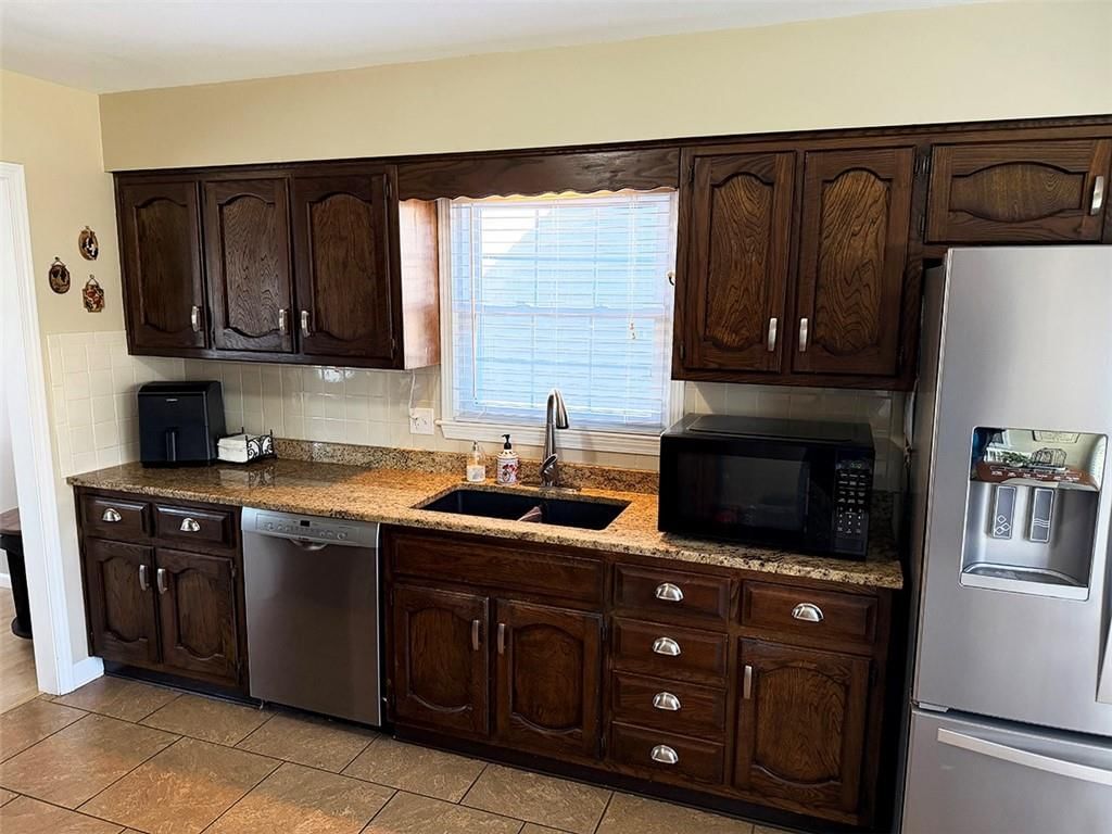 1608 SW 21st Street — photo 24