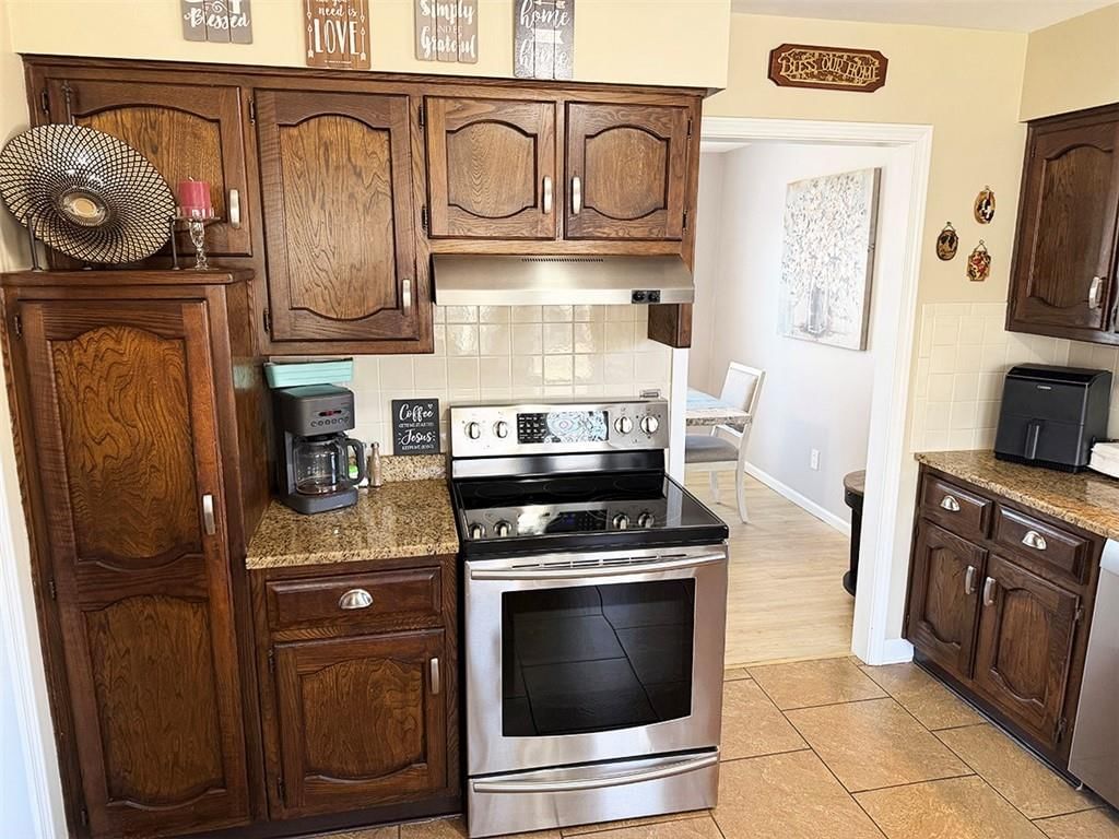 1608 SW 21st Street — photo 25