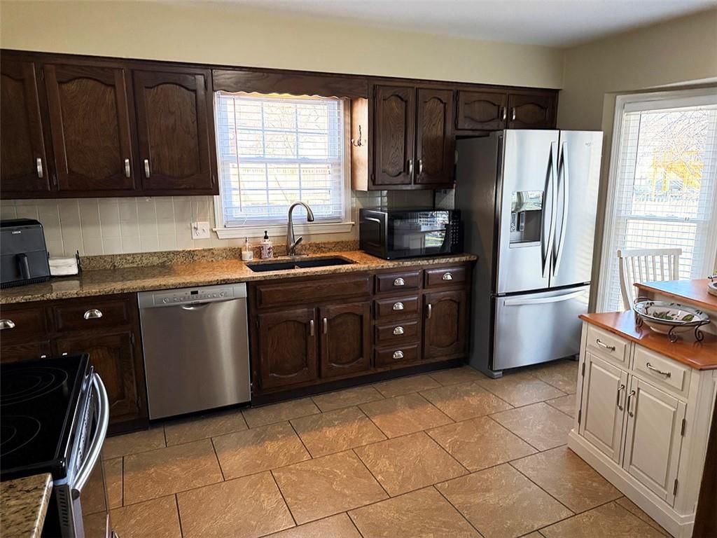 1608 SW 21st Street — photo 40