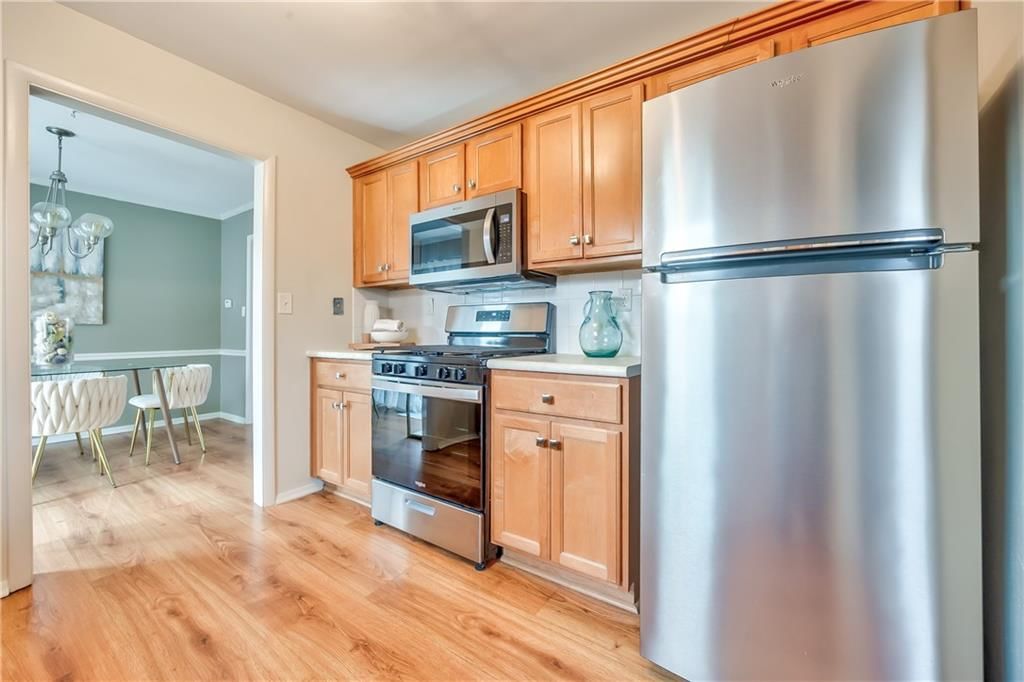 7605 Rainbow Drive — photo 9
