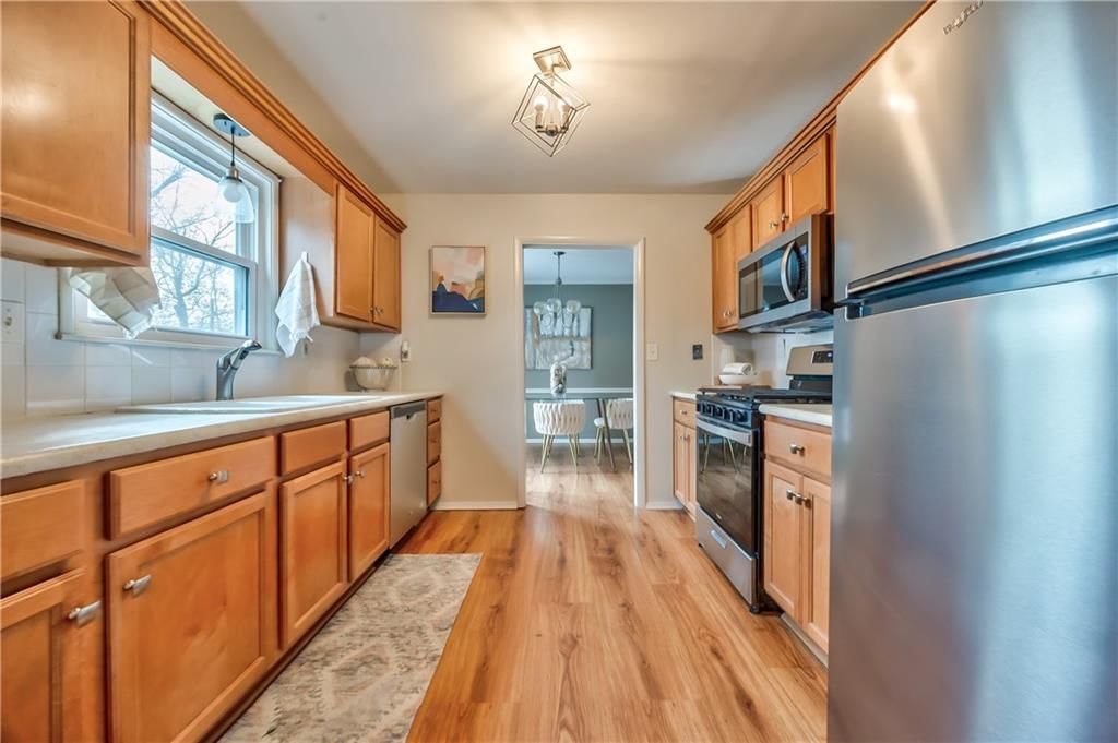 7605 Rainbow Drive — photo 11