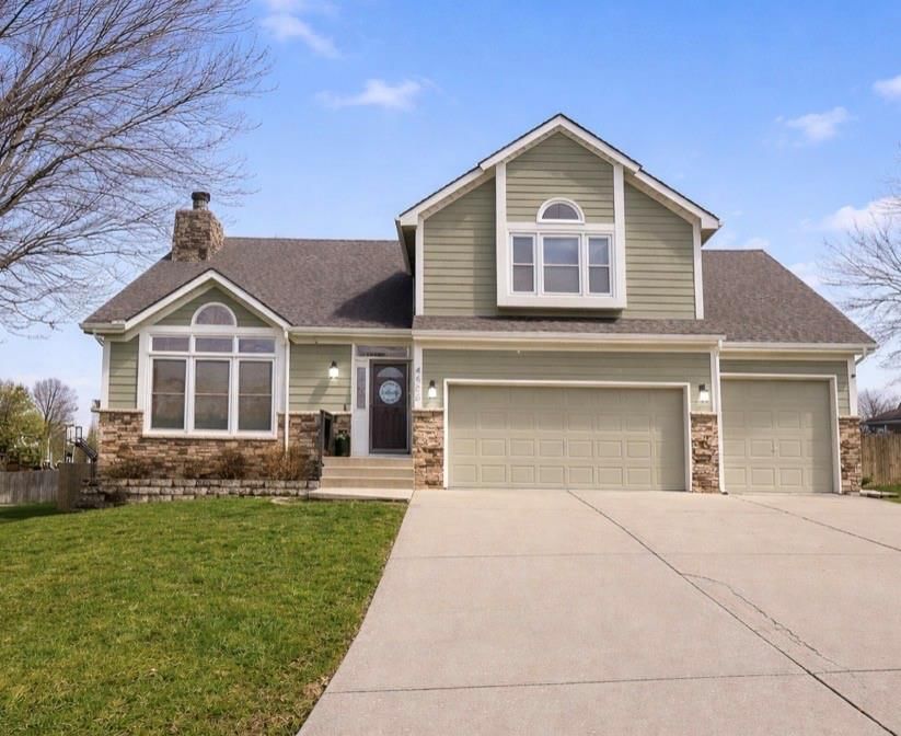 4505 NE Webster Drive, Lee's Summit, MO