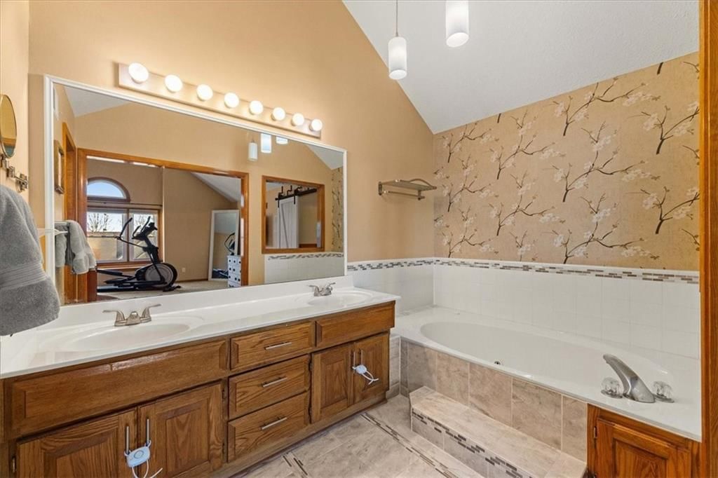 4505 NE Webster Drive — photo 33