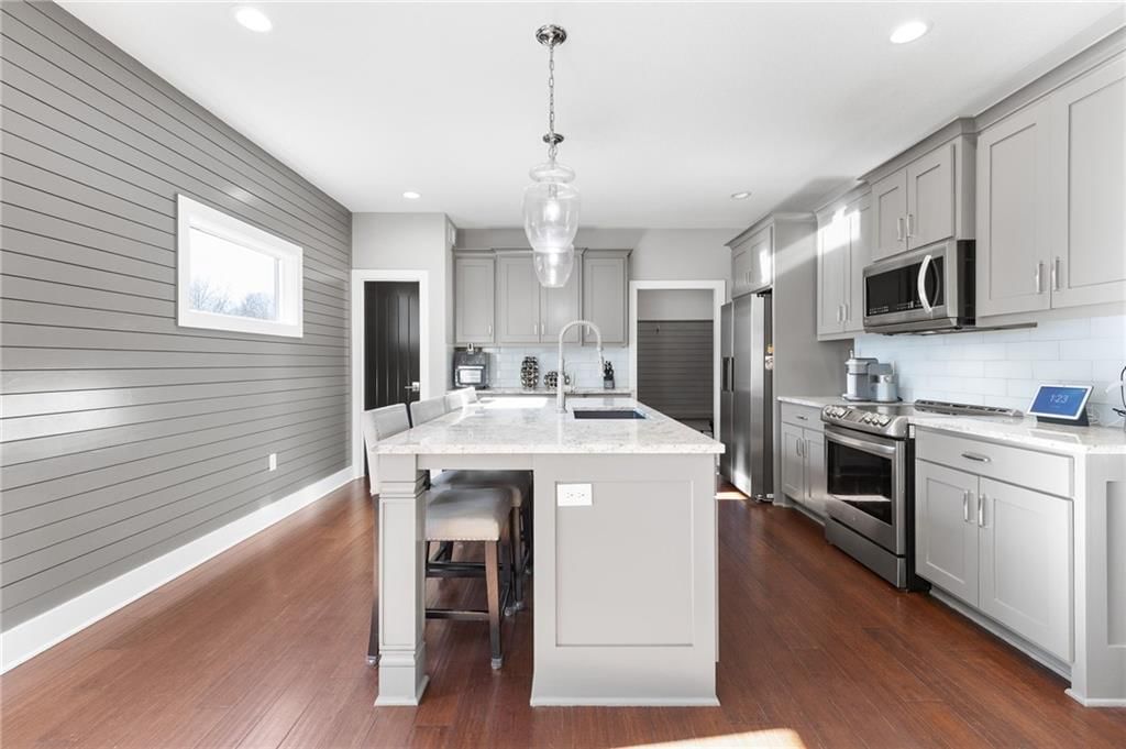 1202 Rich Boulevard — photo 11
