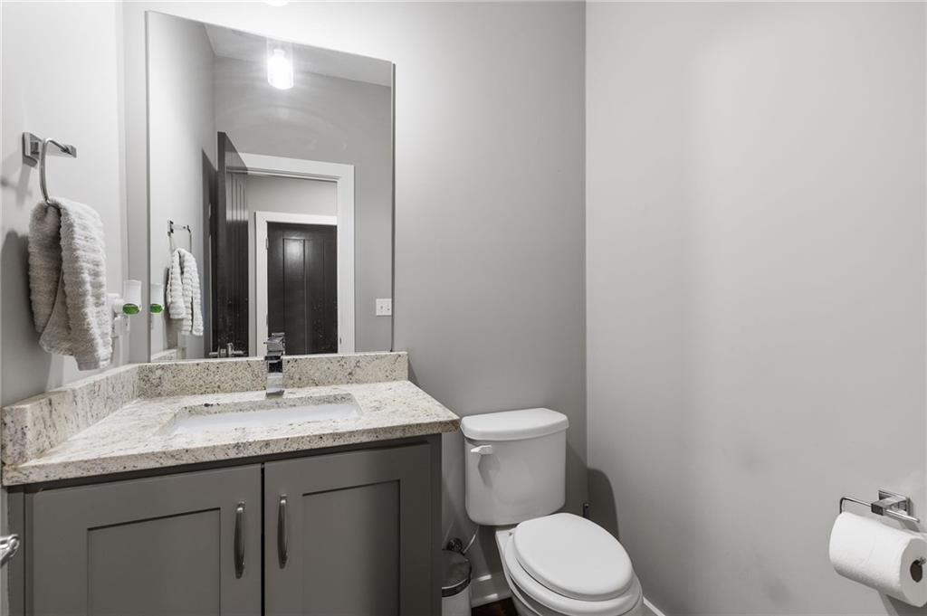 1202 Rich Boulevard — photo 20
