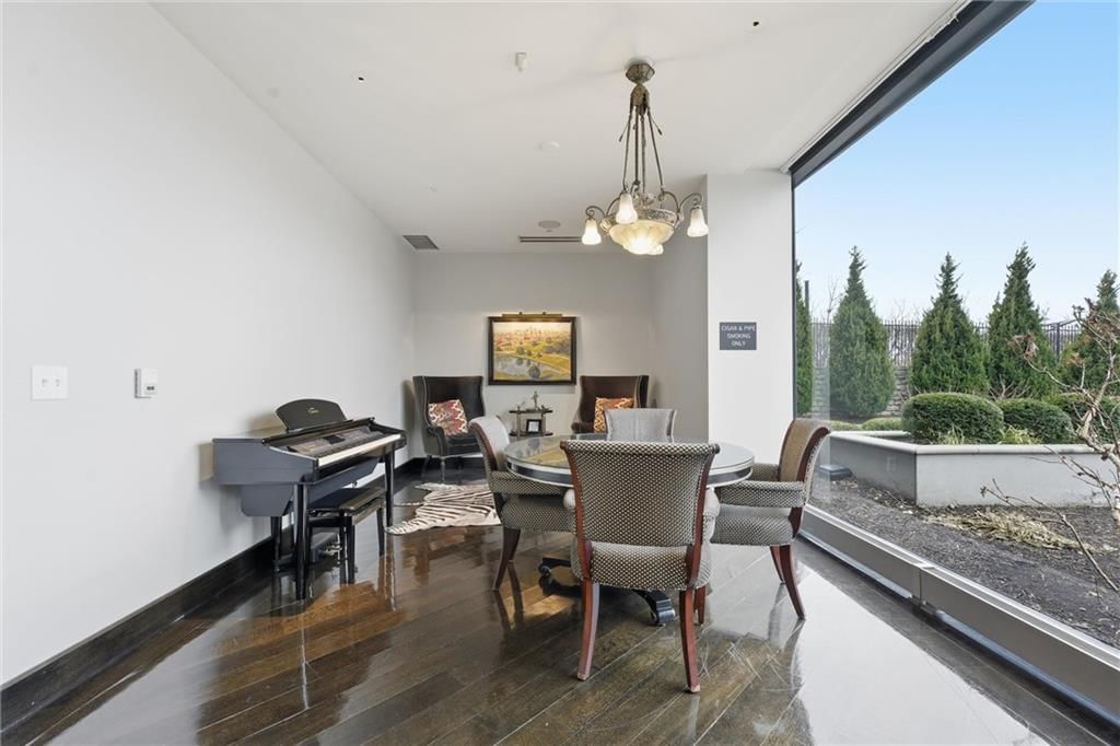 700 W 31st Street — photo 26
