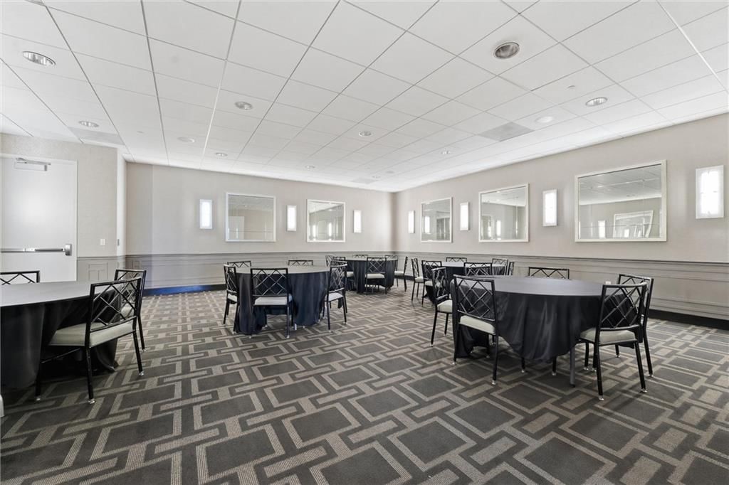 700 W 31st Street — photo 30