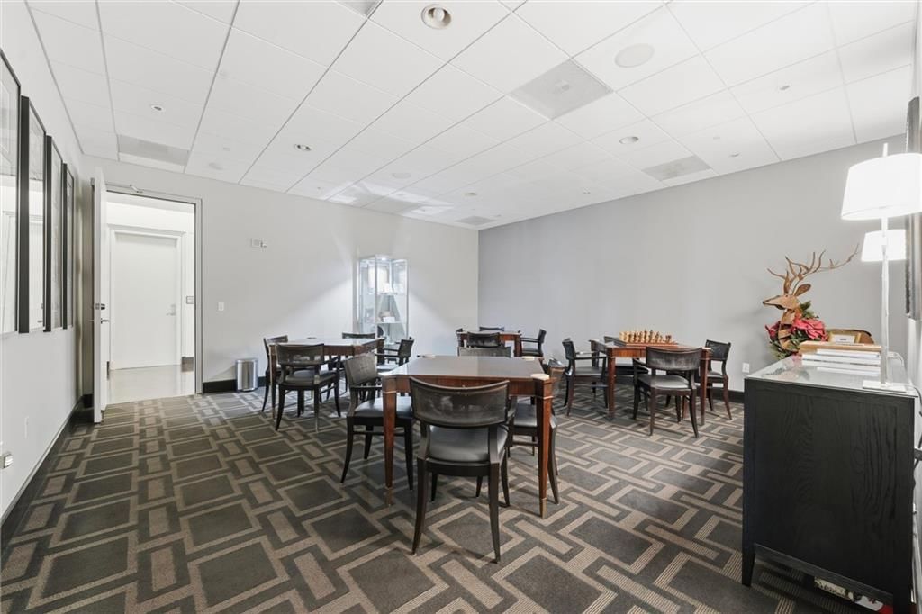 700 W 31st Street — photo 31