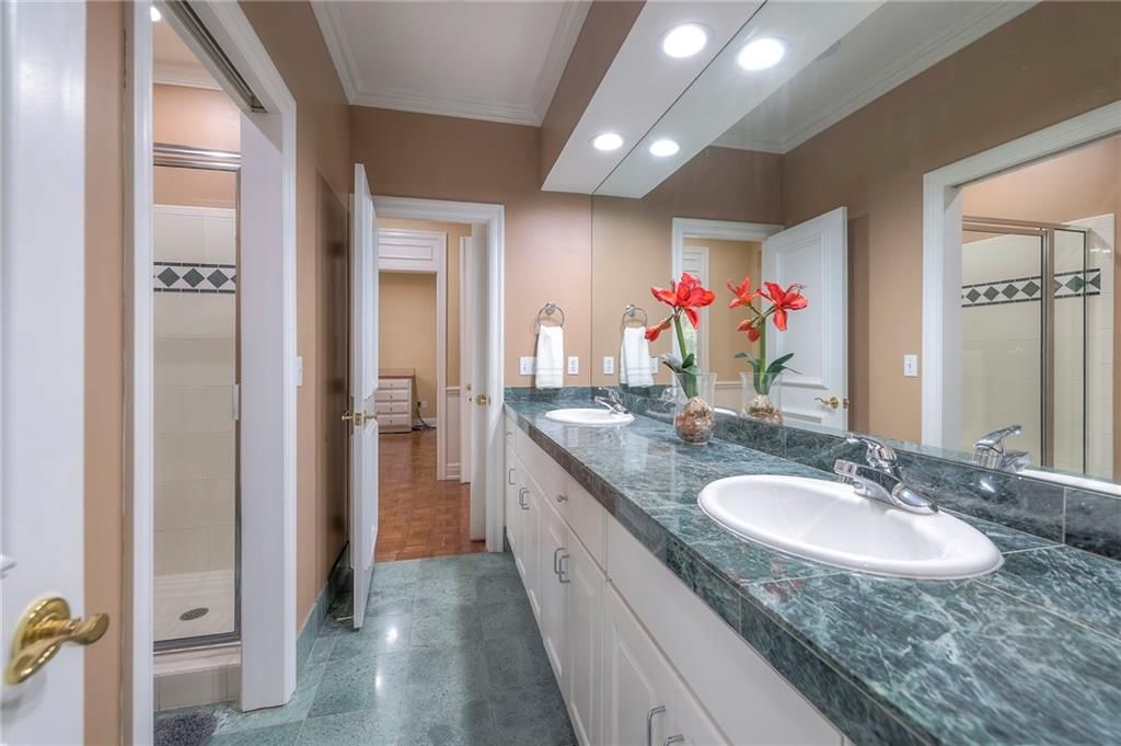 3109 W 118th Street — photo 36