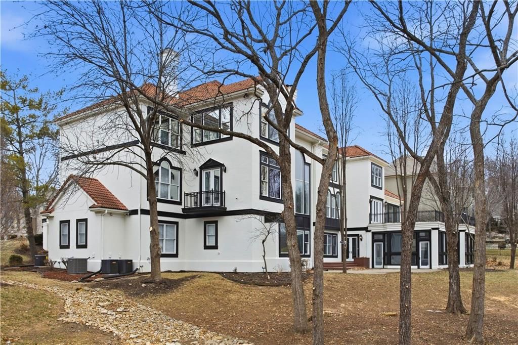 3109 W 118th Street — photo 65