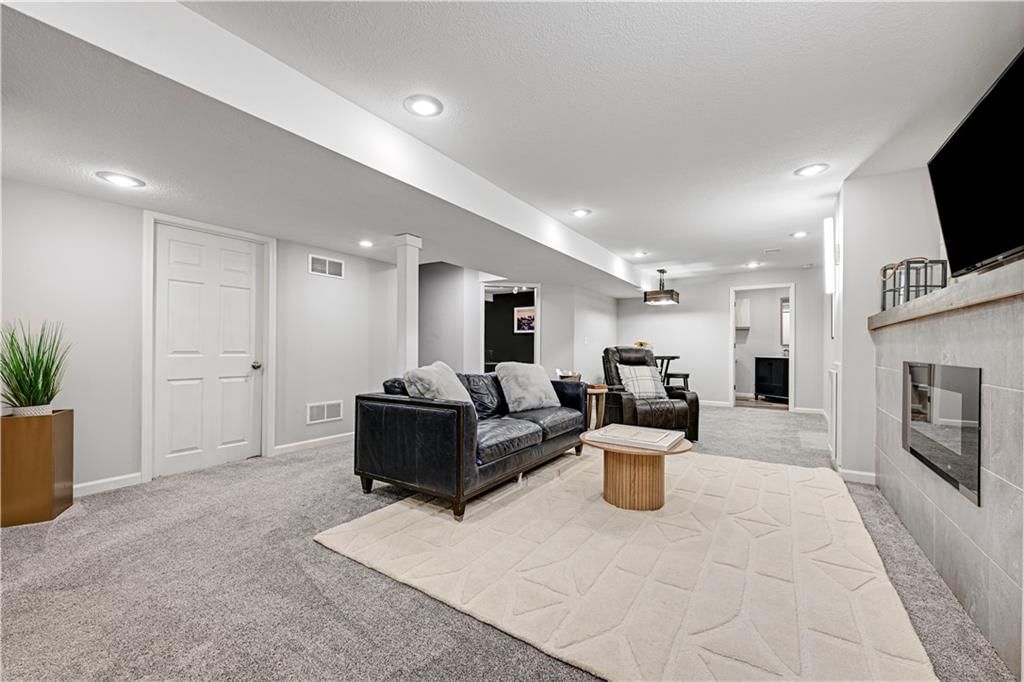 15904 W 161st Terrace — photo 42