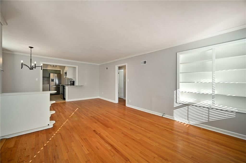 5929 Fontana Street — photo 5