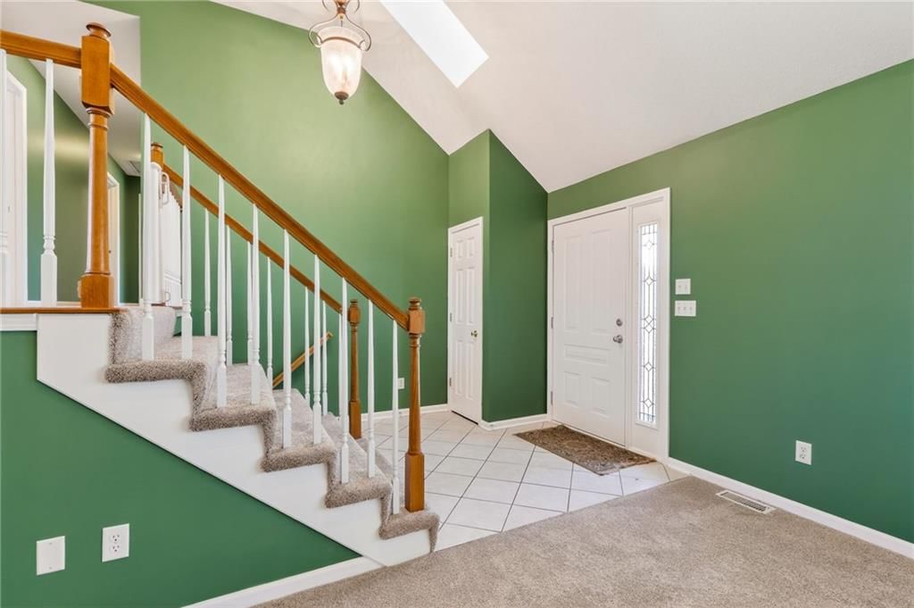 905 NE Country Lane Street — photo 7