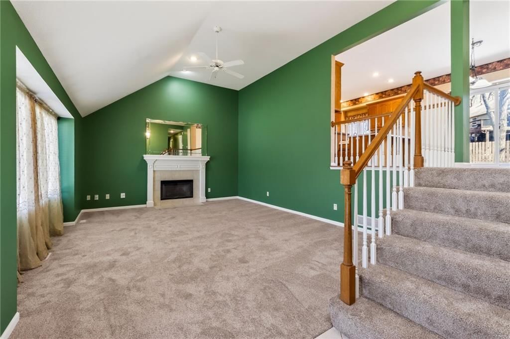 905 NE Country Lane Street — photo 8