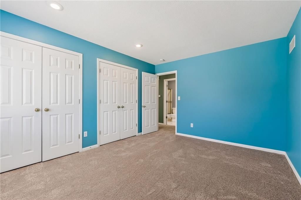 905 NE Country Lane Street — photo 27