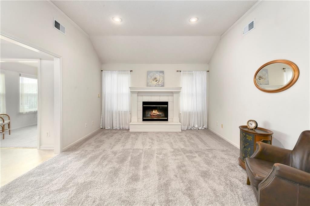 505 NW Durango Court — photo 6