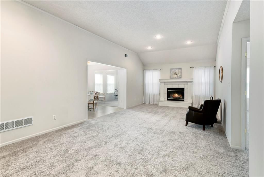 505 NW Durango Court — photo 7