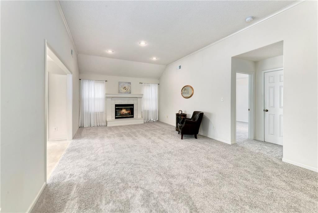 505 NW Durango Court — photo 8