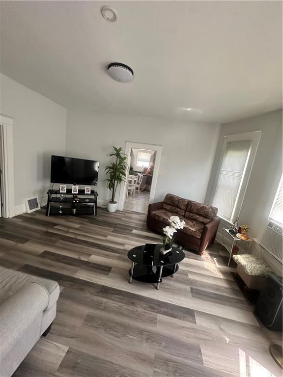 1617 Belle Street — photo 3