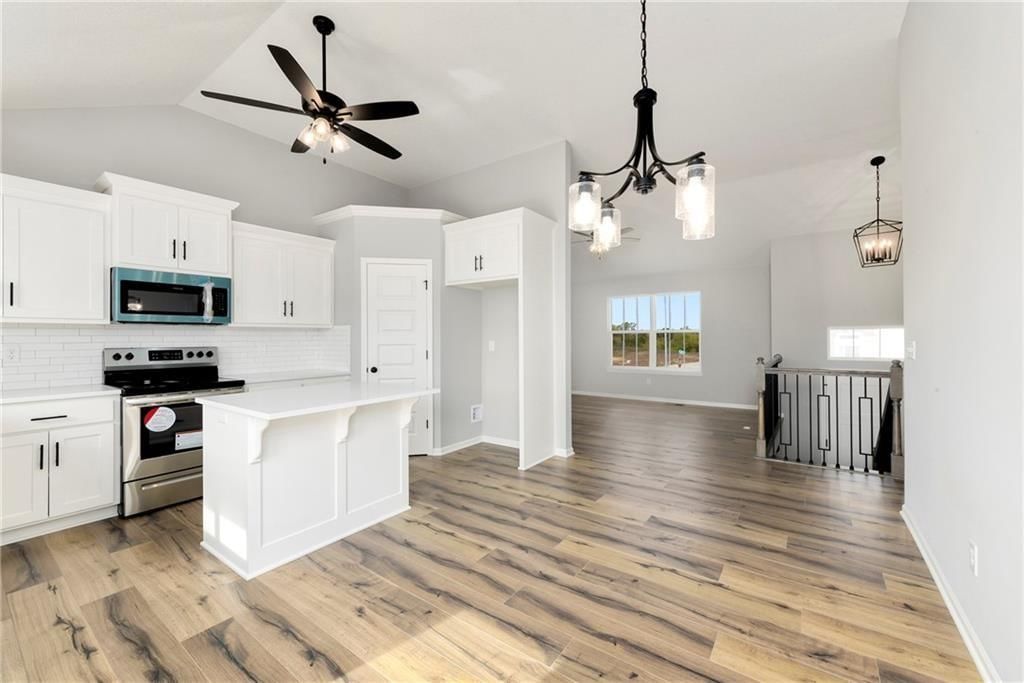 2224 Pemberton Drive — photo 8
