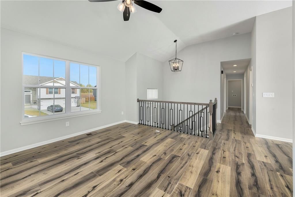 2216 Pemberton Drive — photo 5