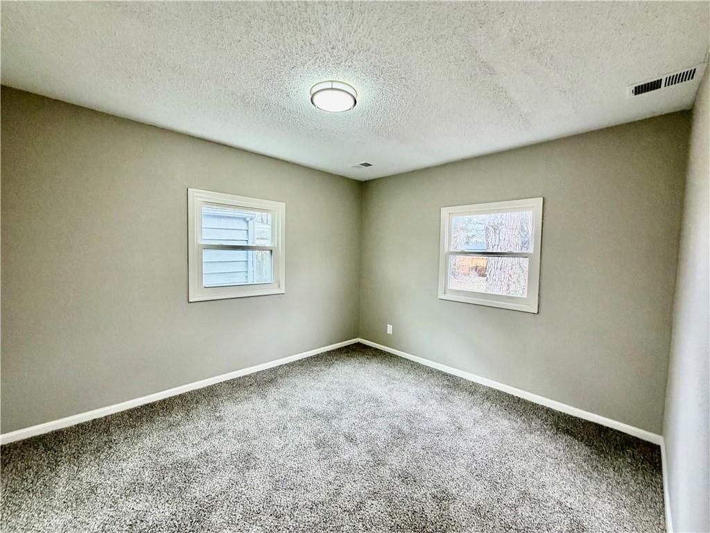 8416 Greenwood Road — photo 7
