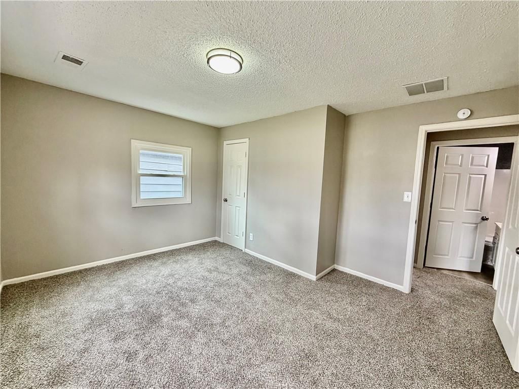 8416 Greenwood Road — photo 10
