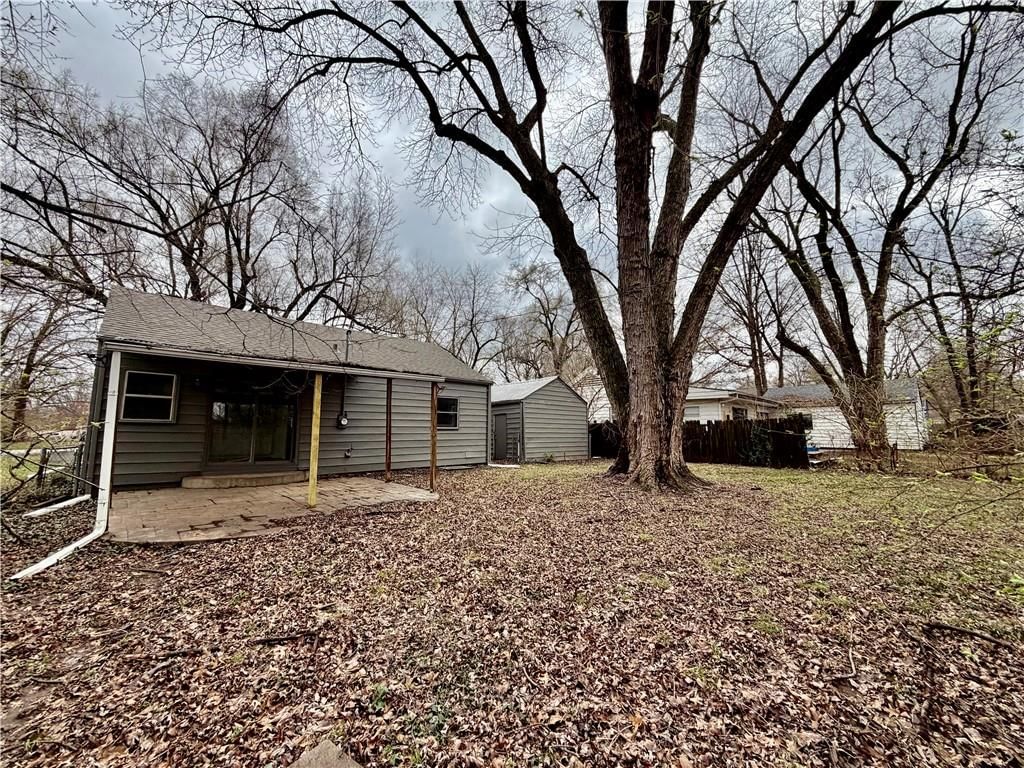 8416 Greenwood Road — photo 12