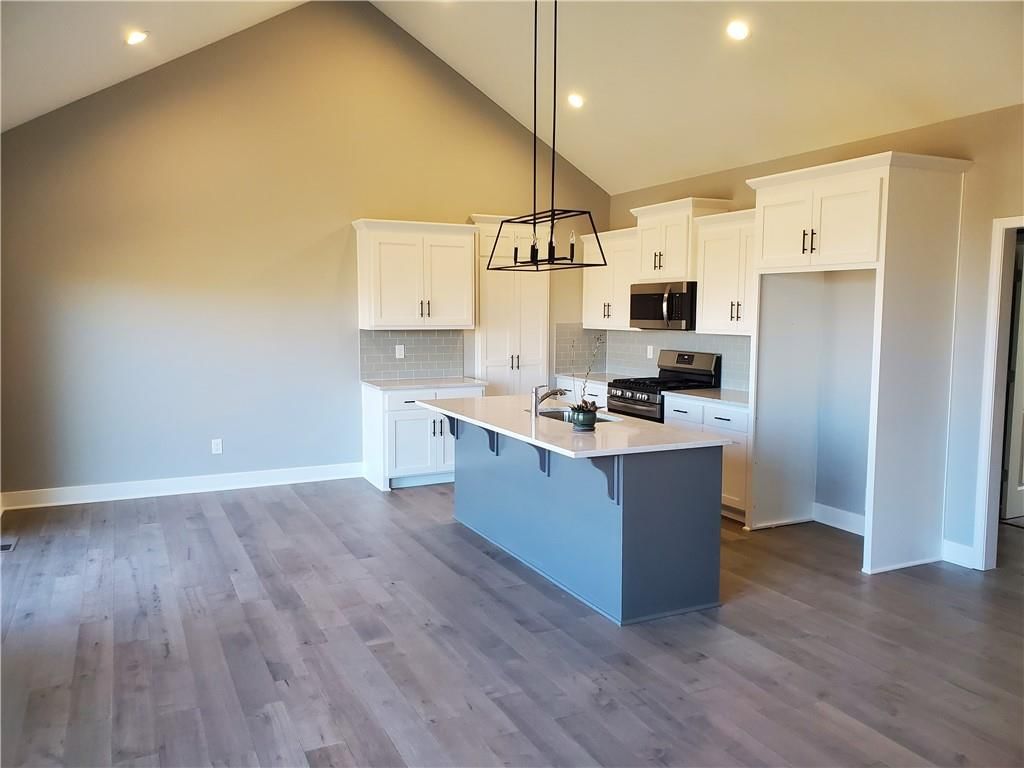 1202 NW 4th Street — photo 4