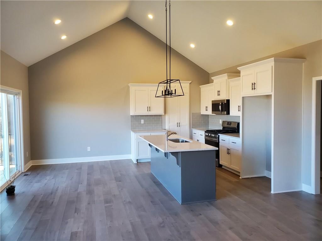 1202 NW 4th Street — photo 9