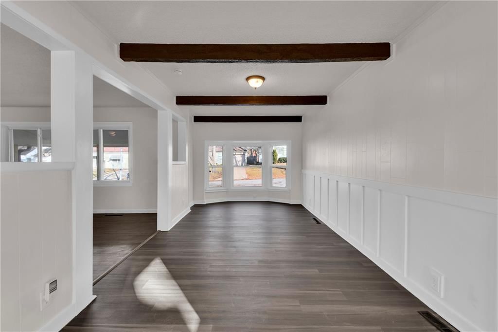 1419 W Scott Place — photo 8