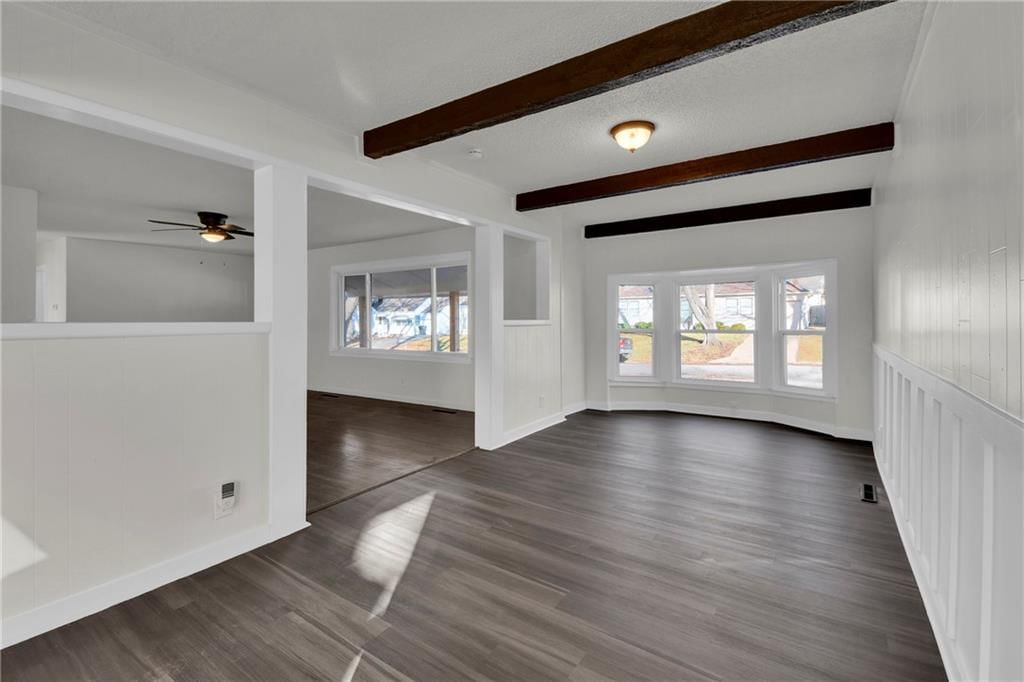 1419 W Scott Place — photo 9
