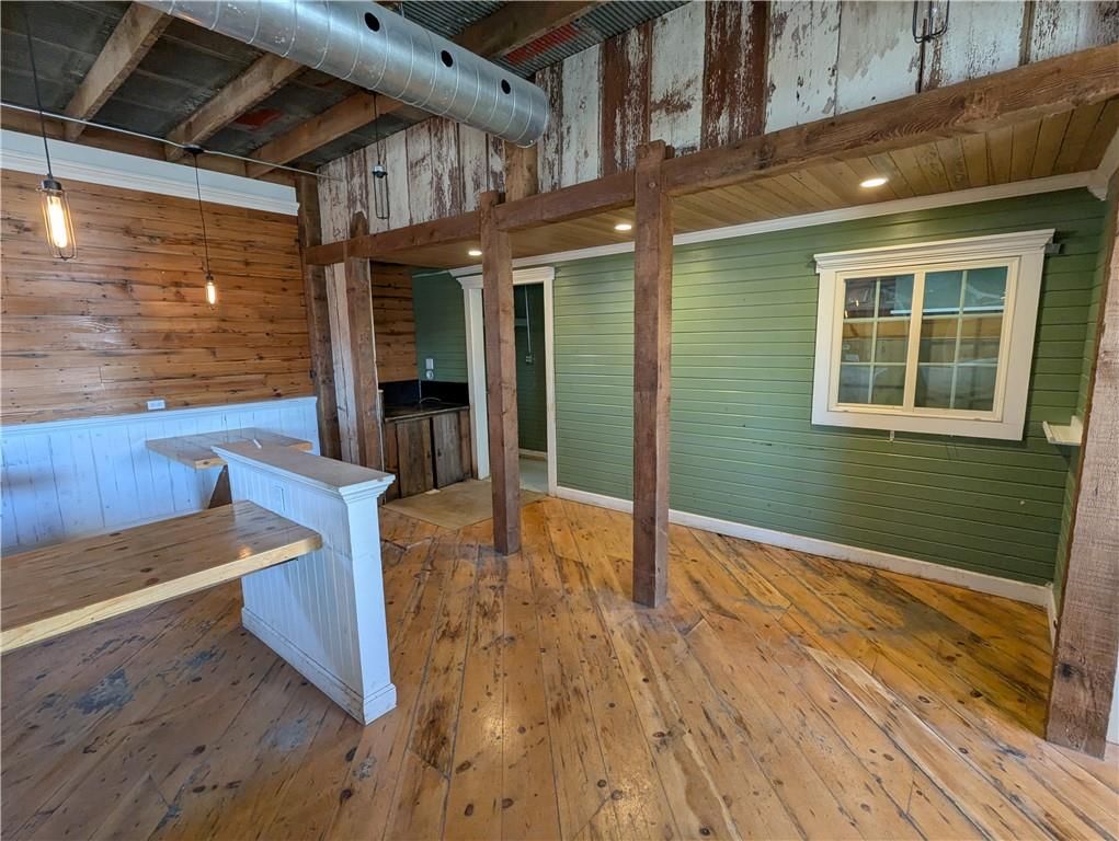 100 Oregon Street — photo 29