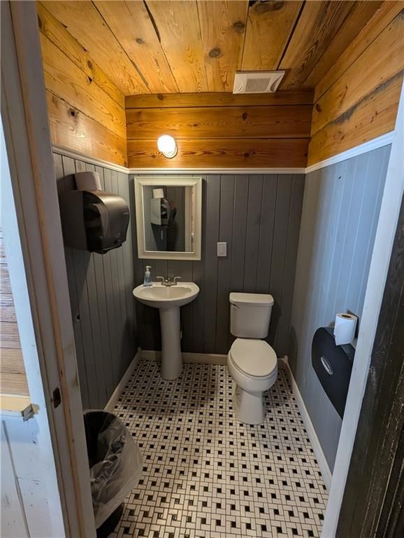 100 Oregon Street — photo 41