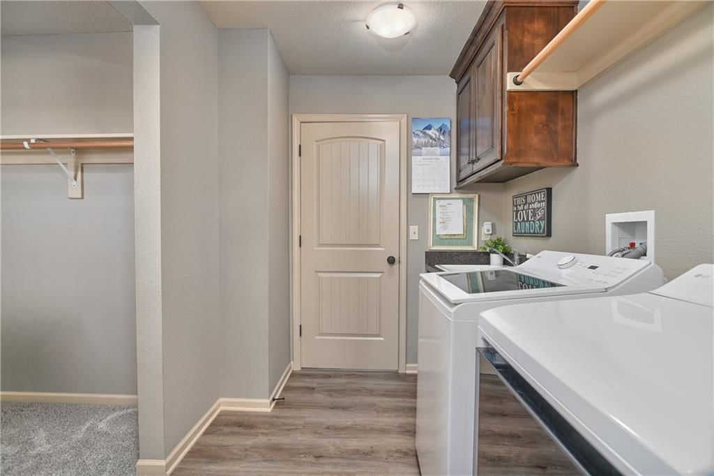 25101 W 83RD Terrace — photo 37