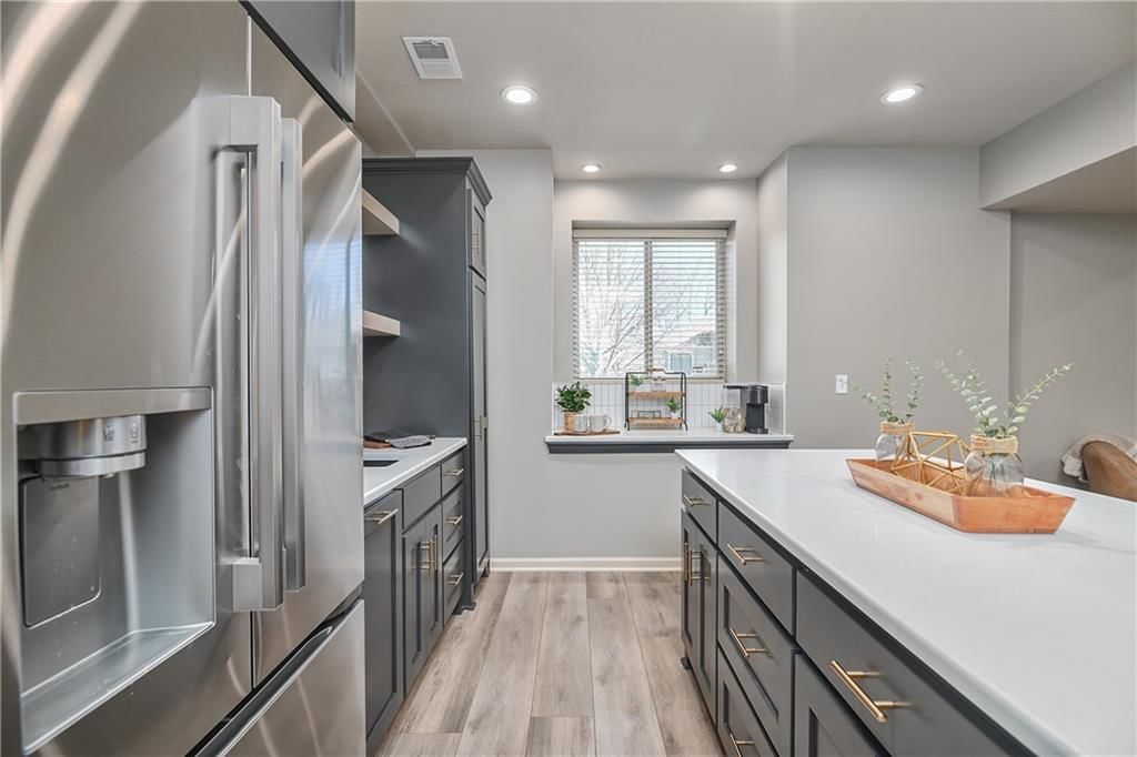 25101 W 83RD Terrace — photo 49