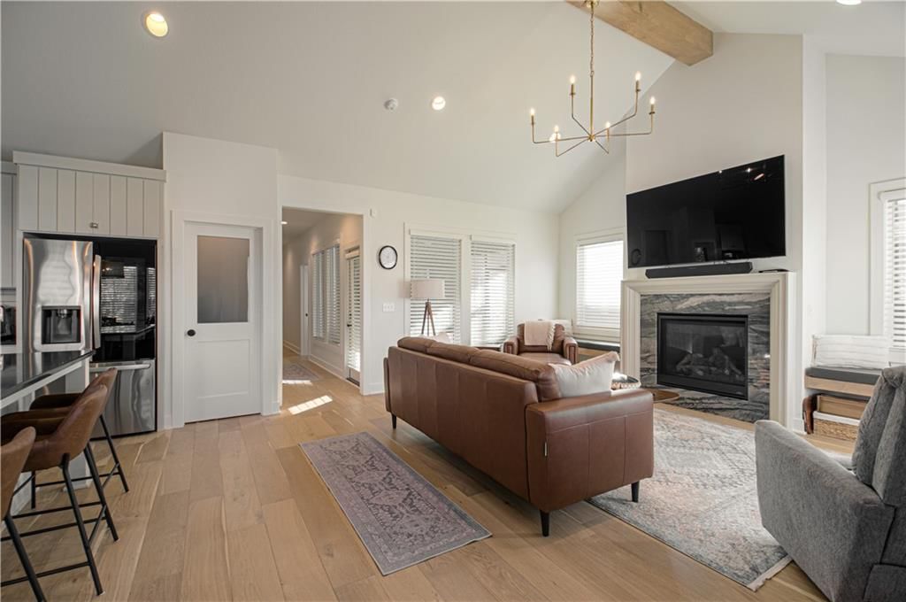8129 N Farley Avenue — photo 9