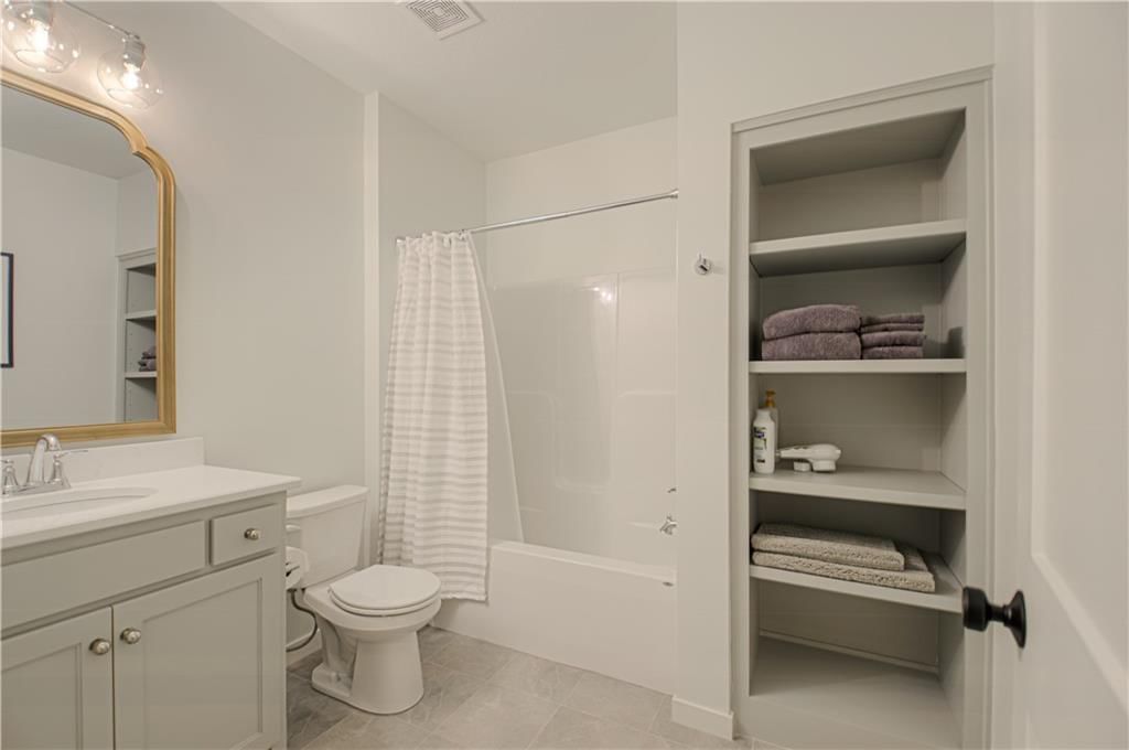 8129 N Farley Avenue — photo 37