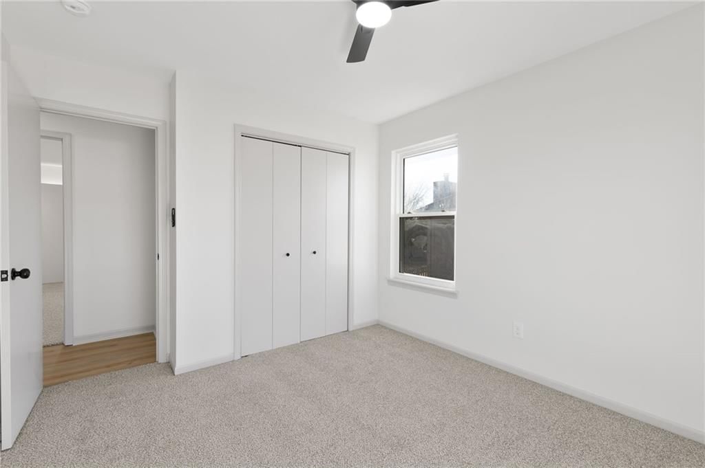 719 SE London Way — photo 27