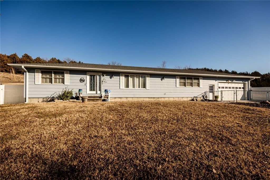 12344 Kennel Drive — photo 2