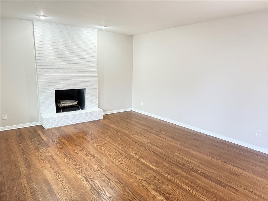 1316 E 101st Street — photo 2