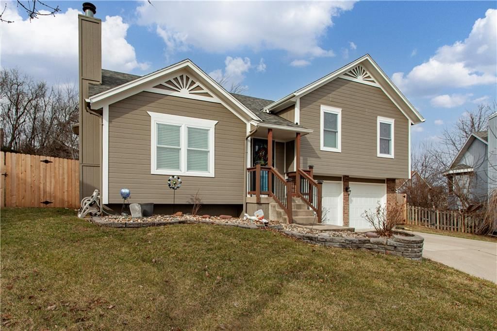 1220 SW Dakota Star Court — photo 3