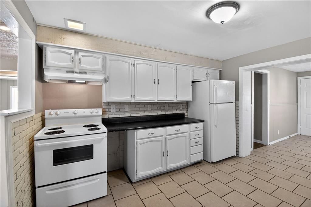 822 N Crysler Avenue — photo 18