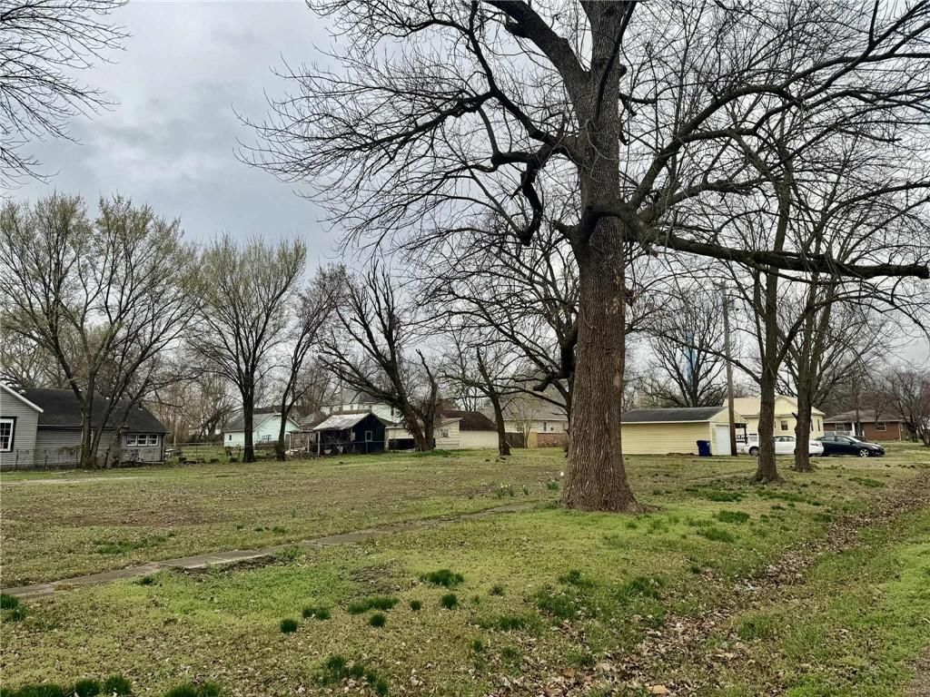 325 N Delaware Avenue, Columbus, KS